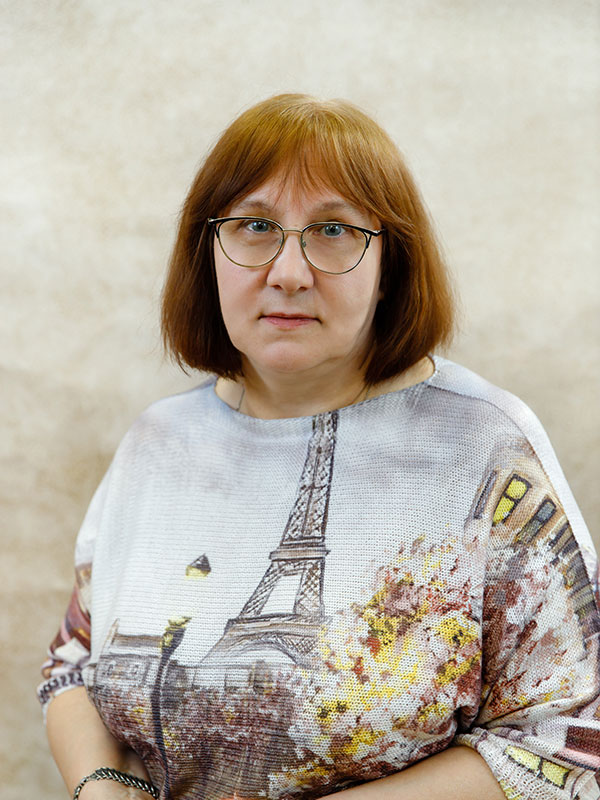 Паксянова Елена Константиновна.